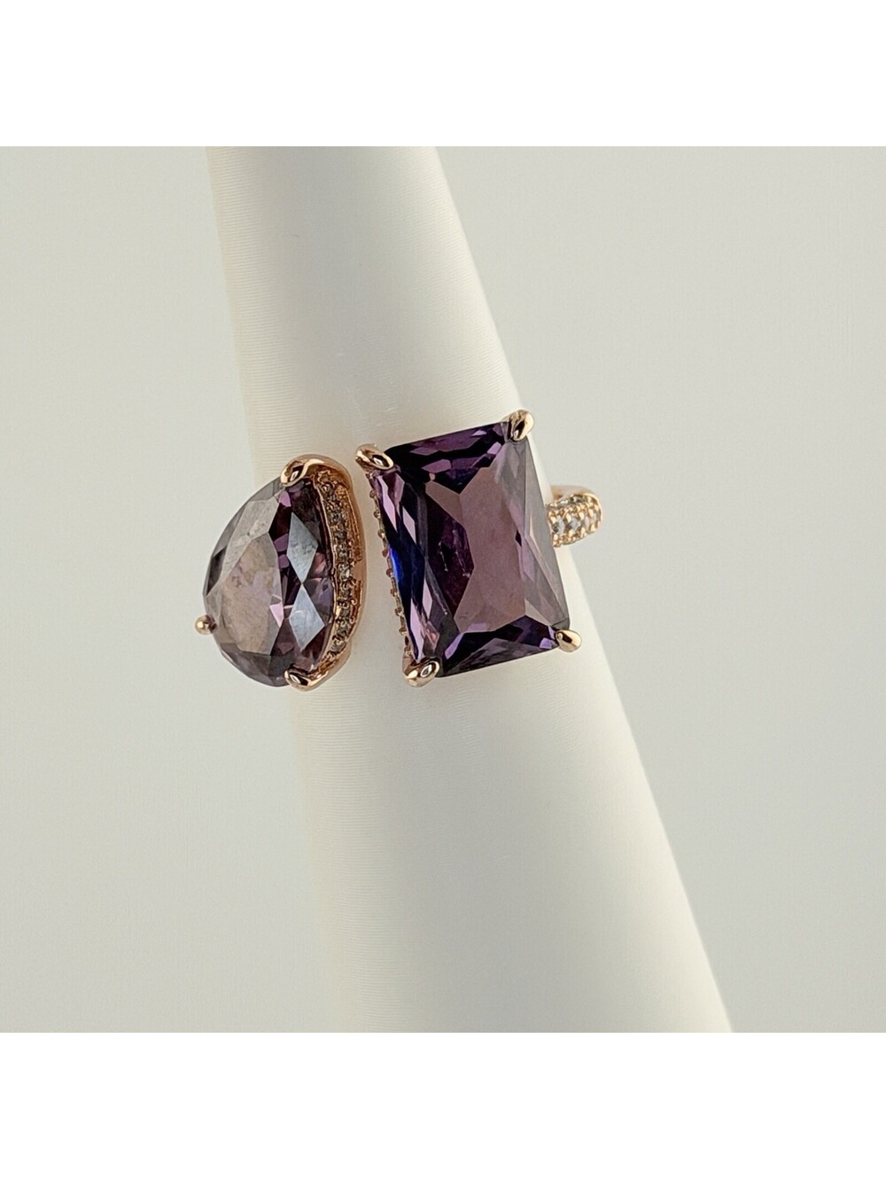 Bomb Party February Ring Sz 7 “Intricate Sparkle” Amethyst on Rose Gold